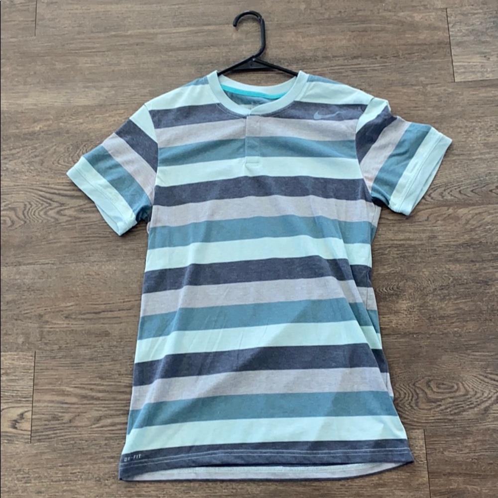 Nike tennis Henley